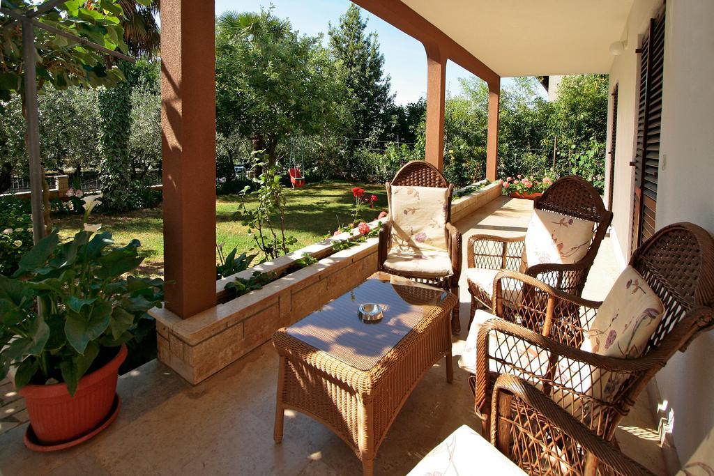 Apartment Kazalac Porec Bagian luar foto